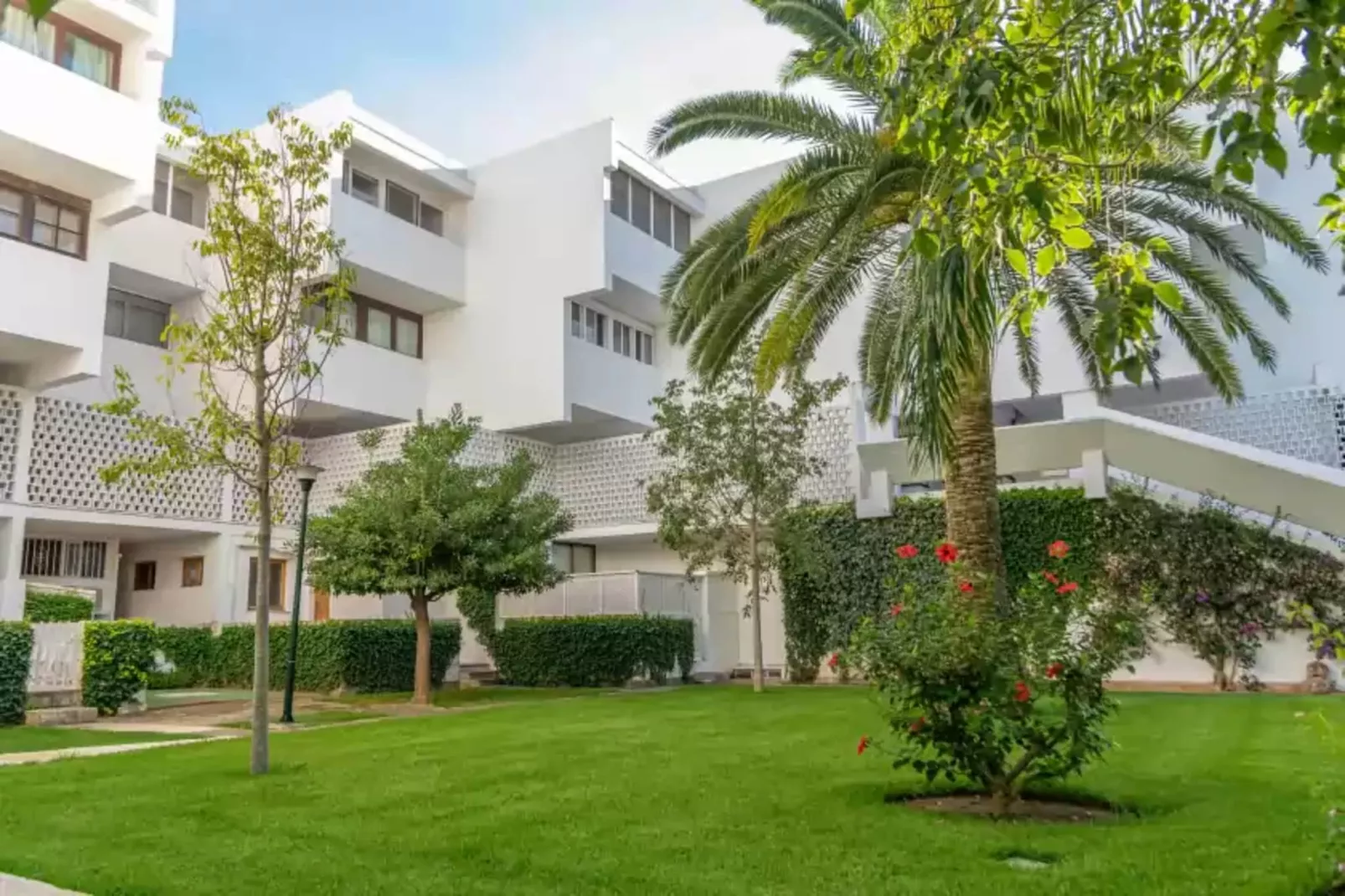 Ca'n Opus 321-Exterior summer