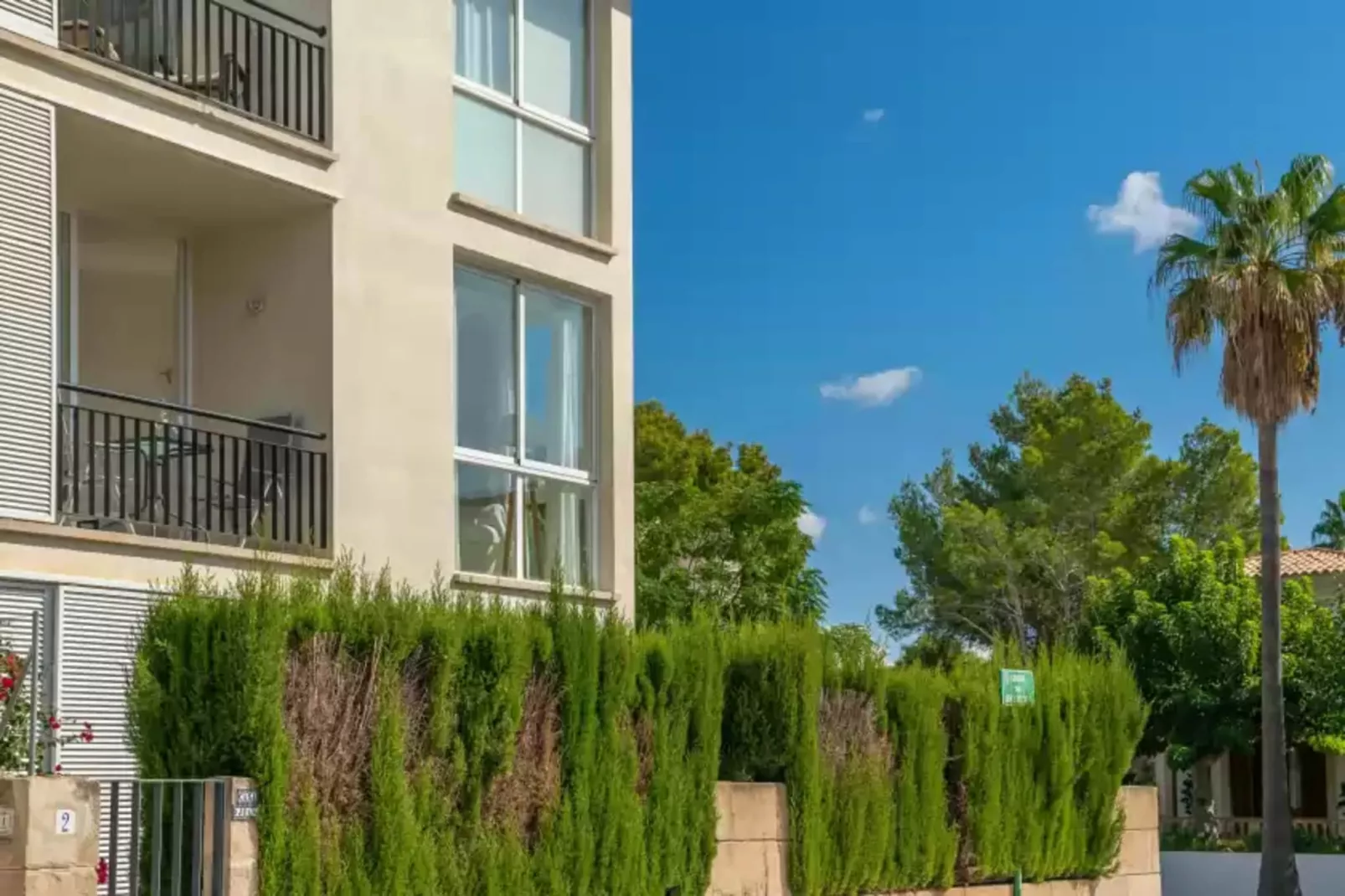 Mirella-Exterior summer