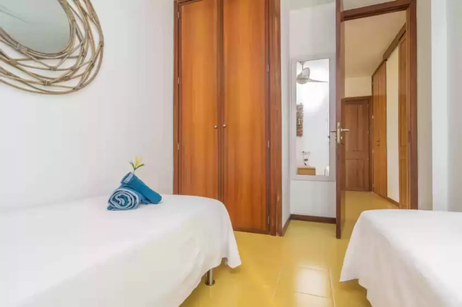 Mirella-Bedroom