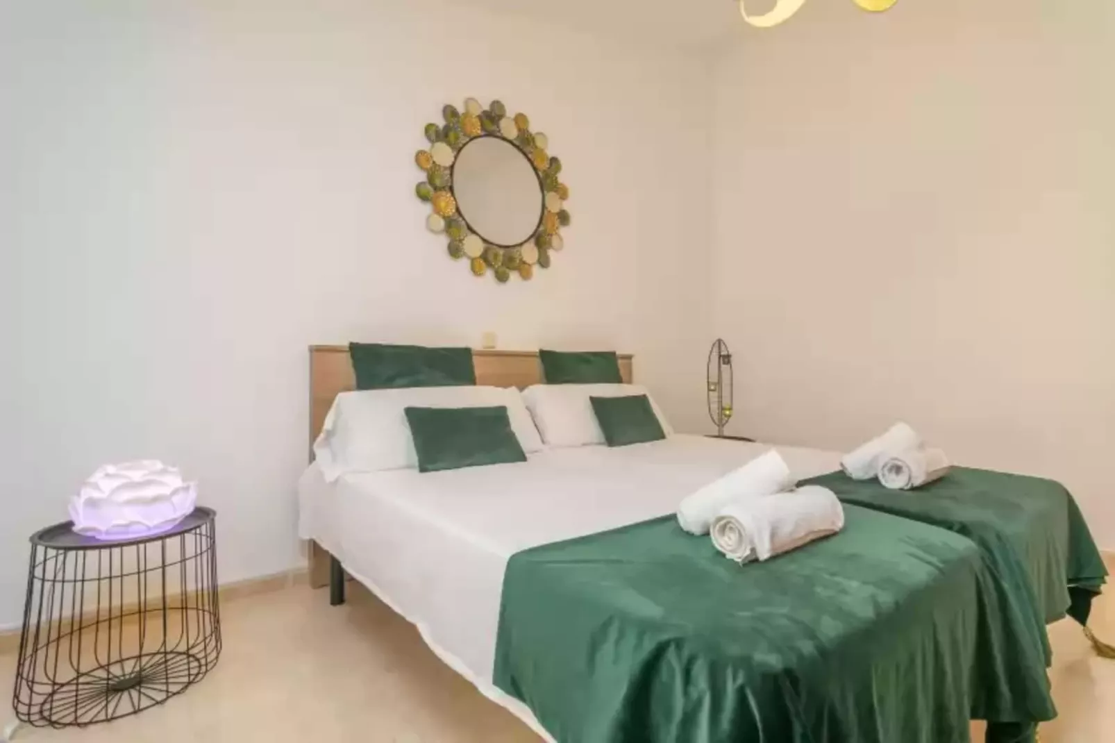 Unio 36-Bedroom