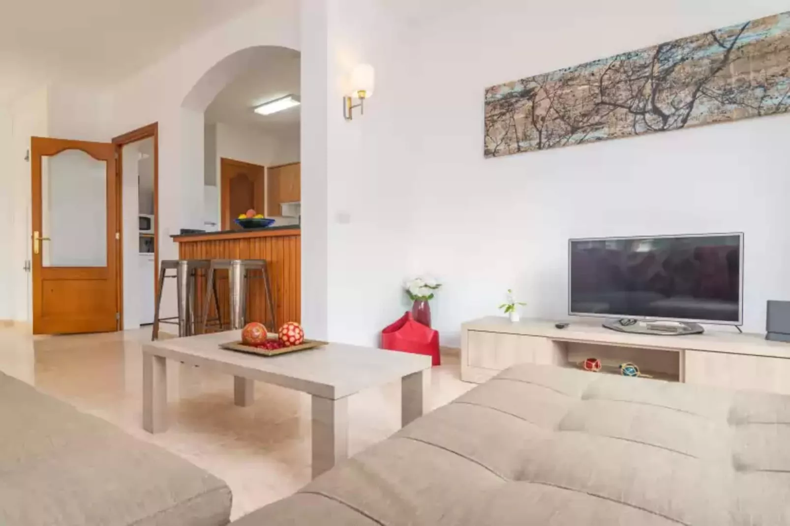 Violeta De Mar-Living room