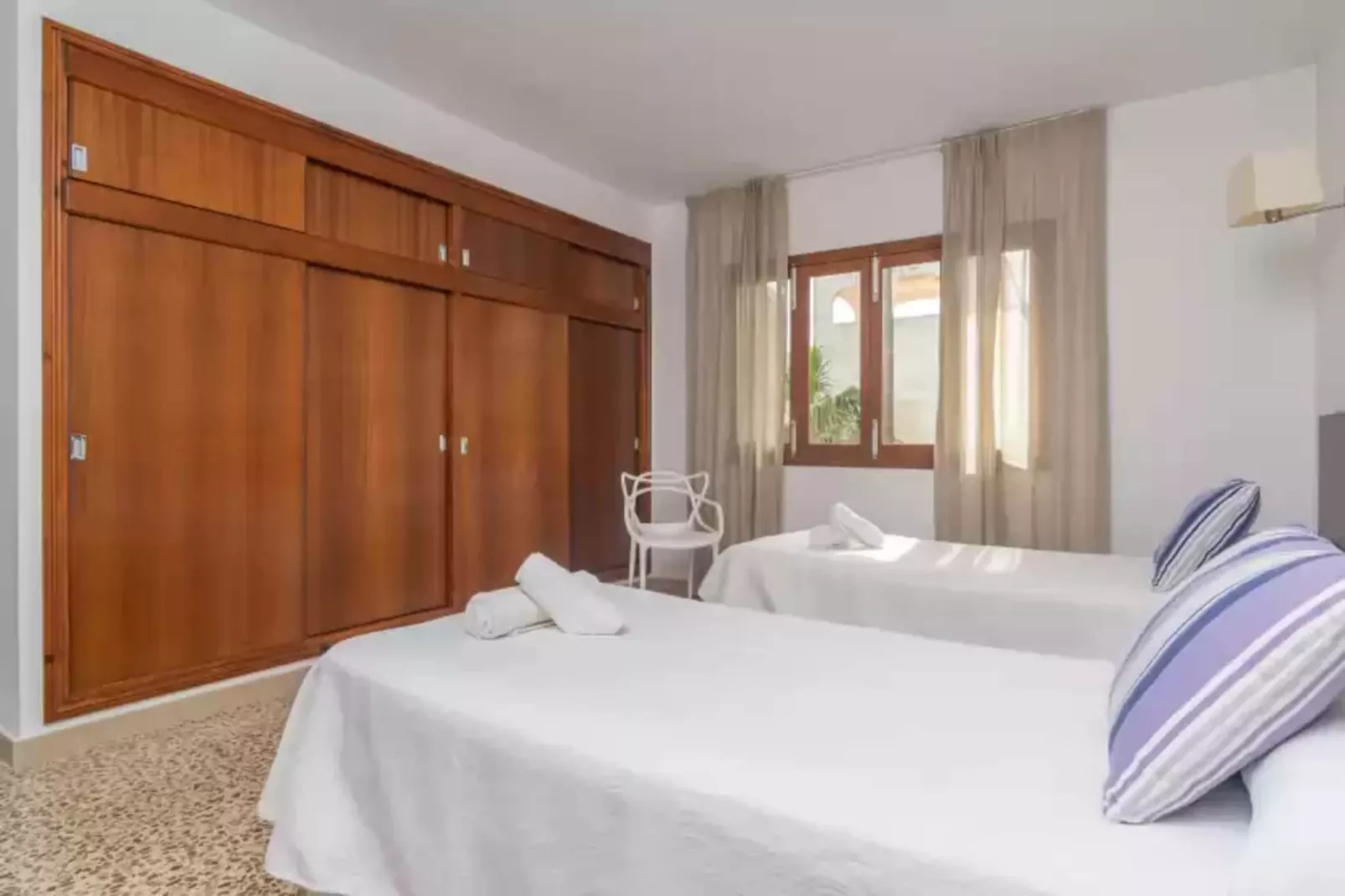 Violeta De Mar-Bedroom