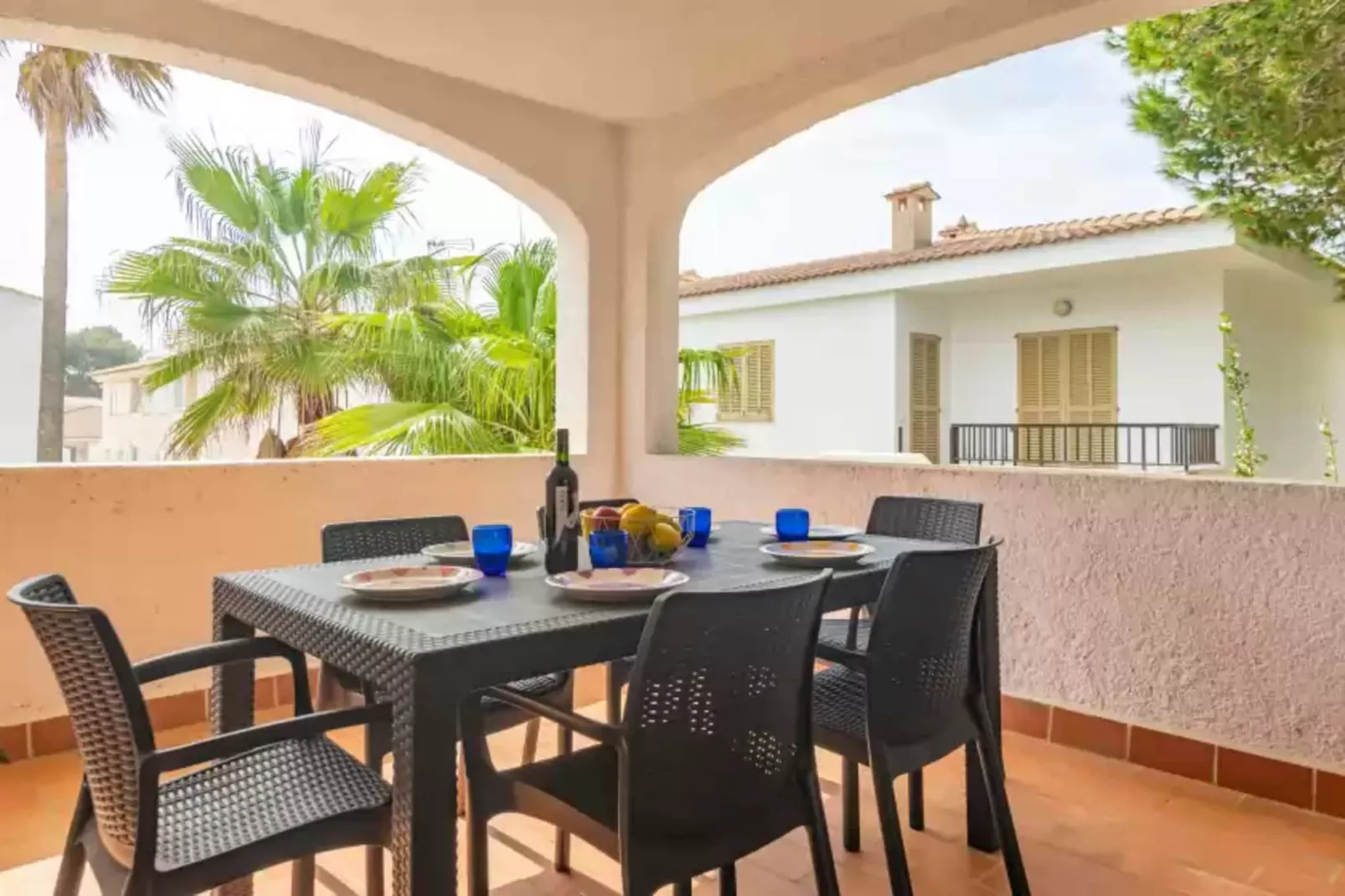 Violeta De Mar-Terrace balcony