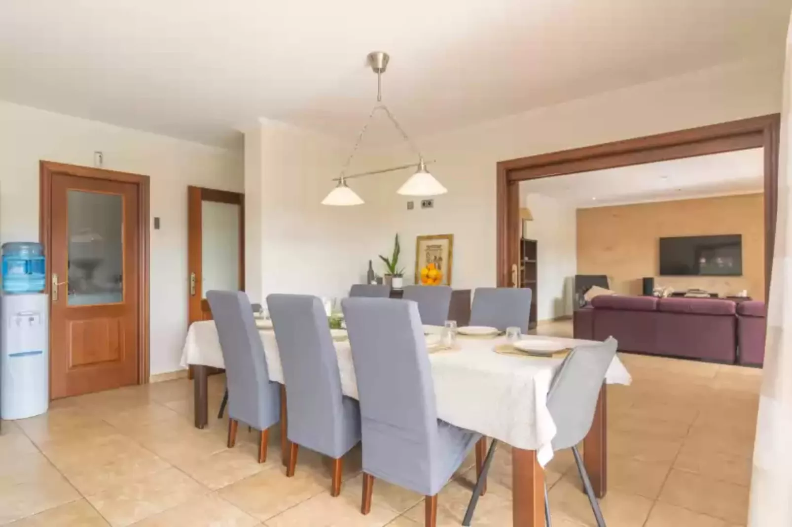 Joan Deia Escultor-Dining room