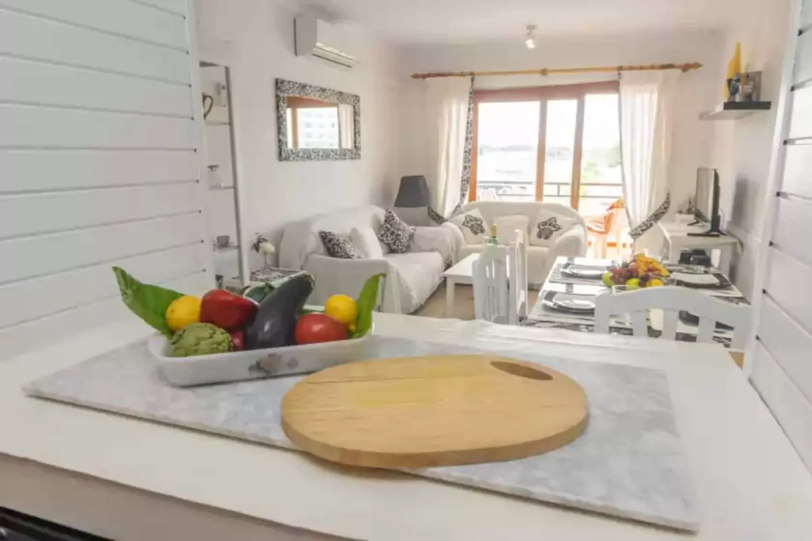 Sol-Living room