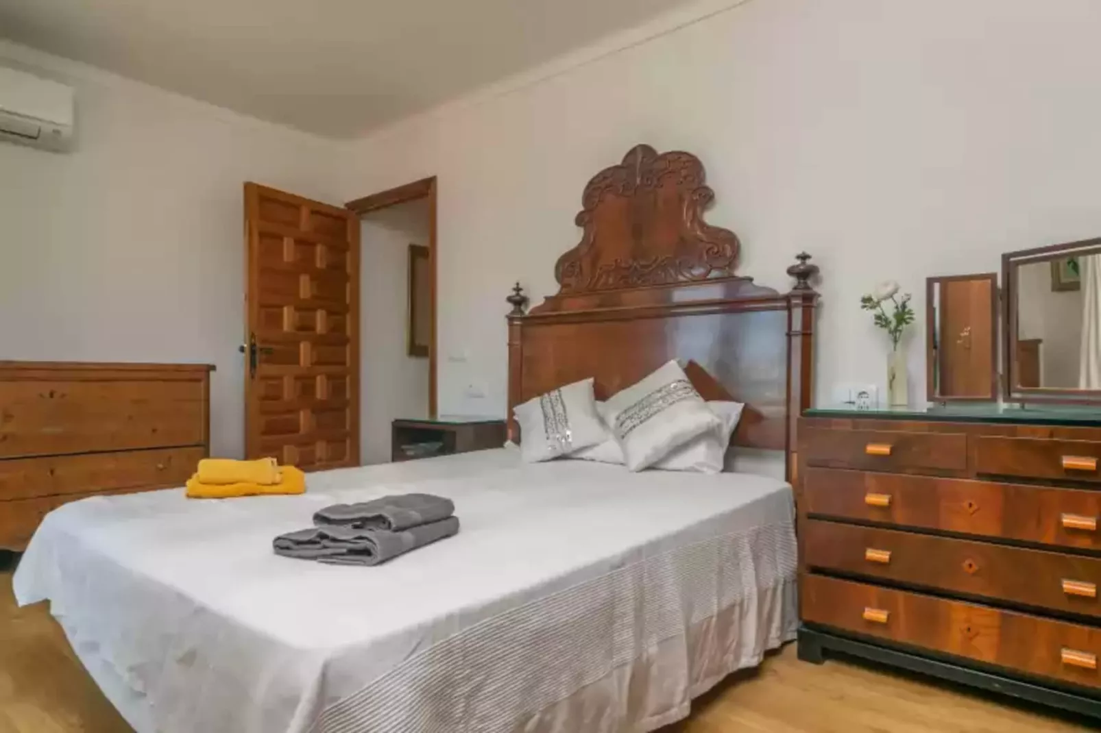 Can Vidal-Schlafzimmer