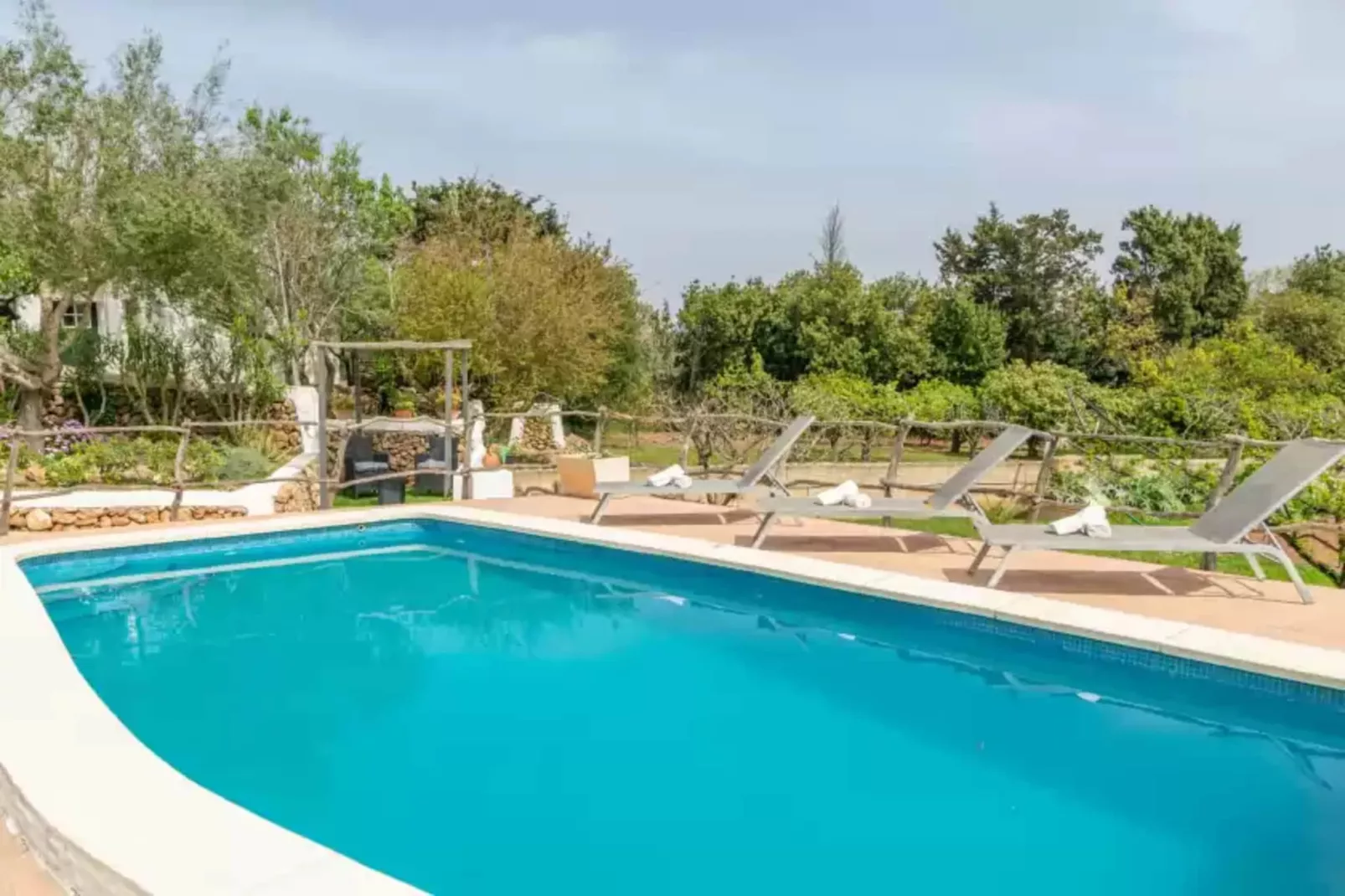 Casa Dina-Pool