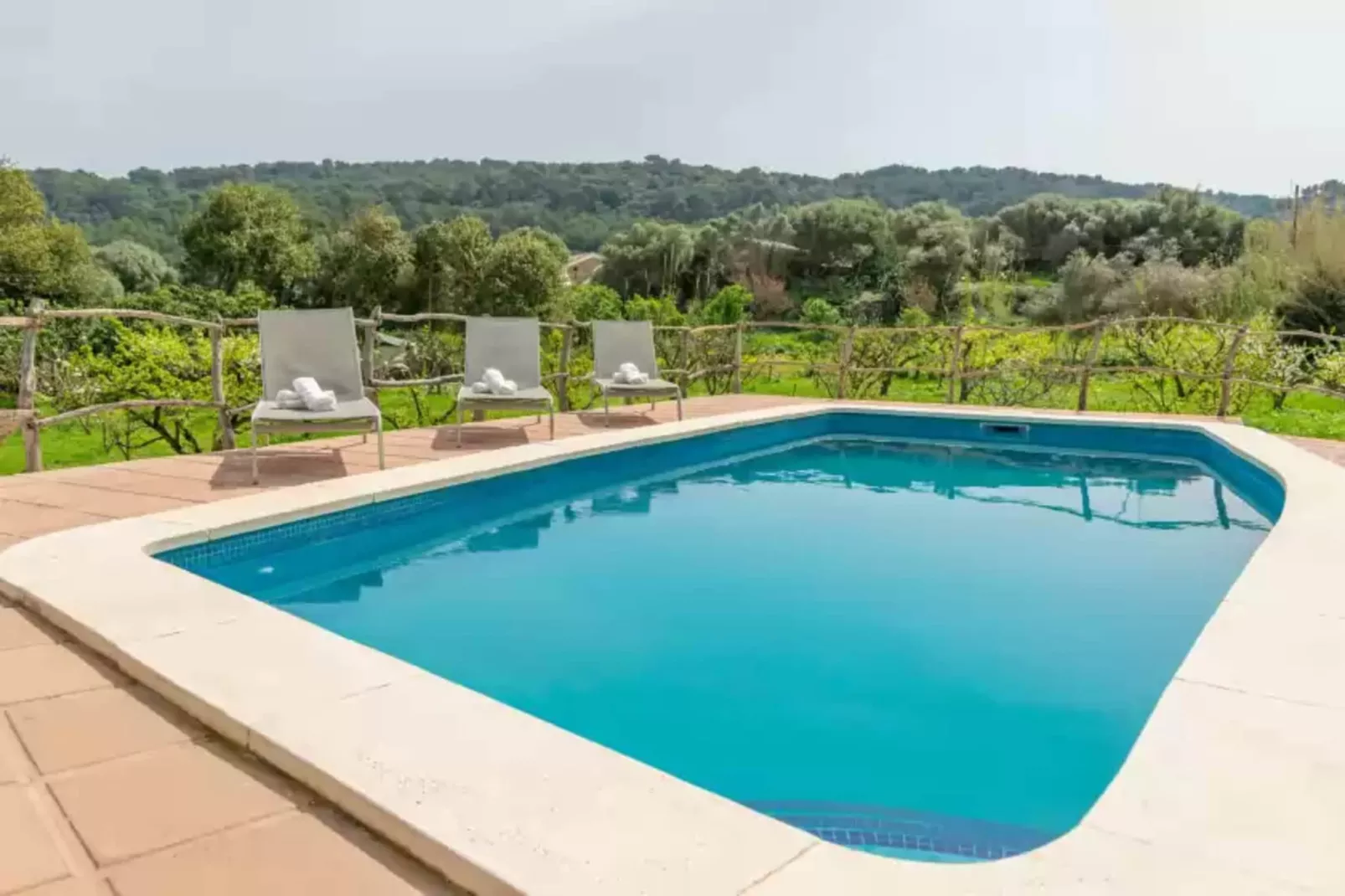 Casa Dina-Pool