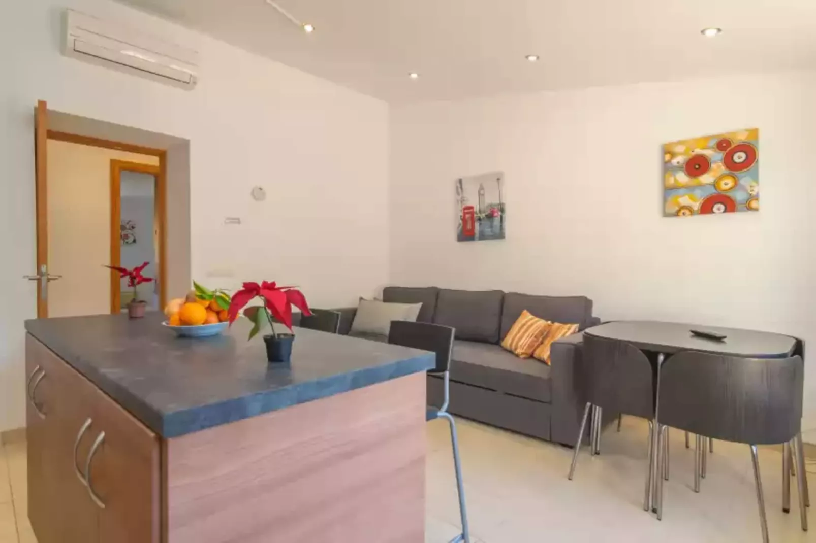 Casa Nord 10pax-Living room