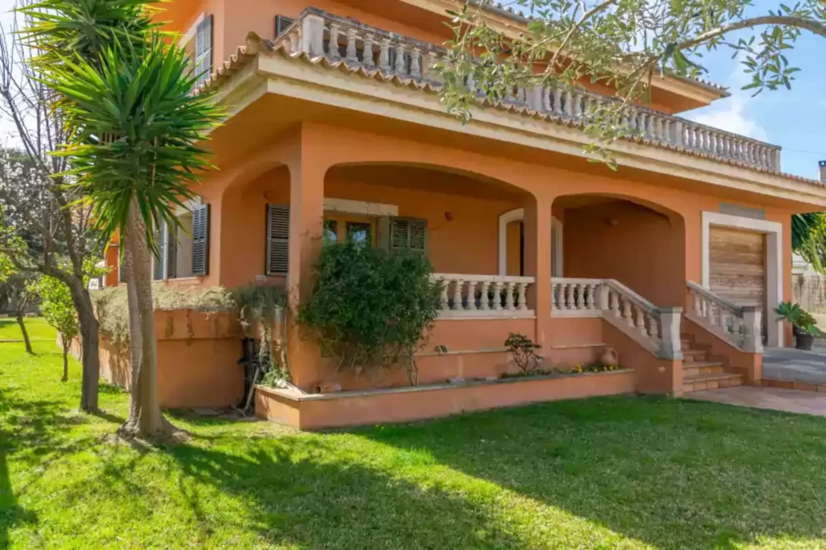 Paradise 88-Exterior summer