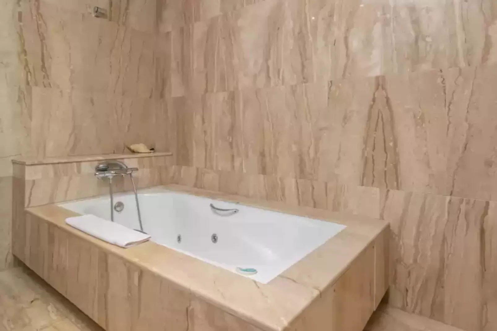 Paradise 88-Bathroom