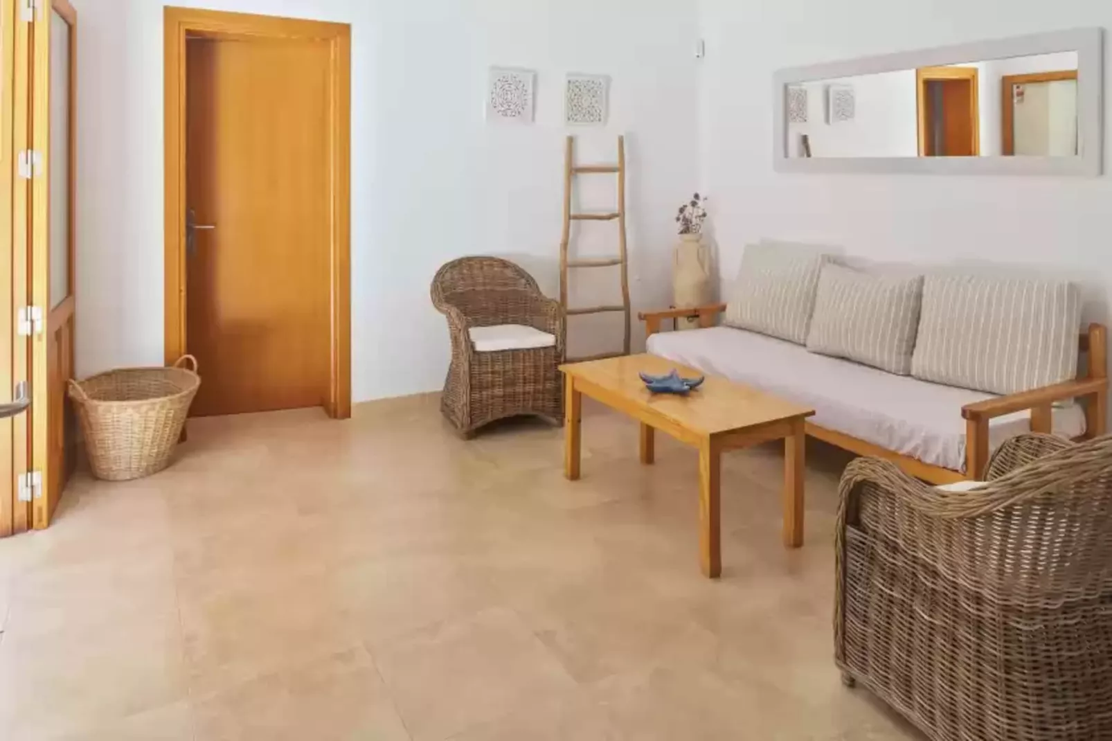 Es Lliri Blanc-Living room