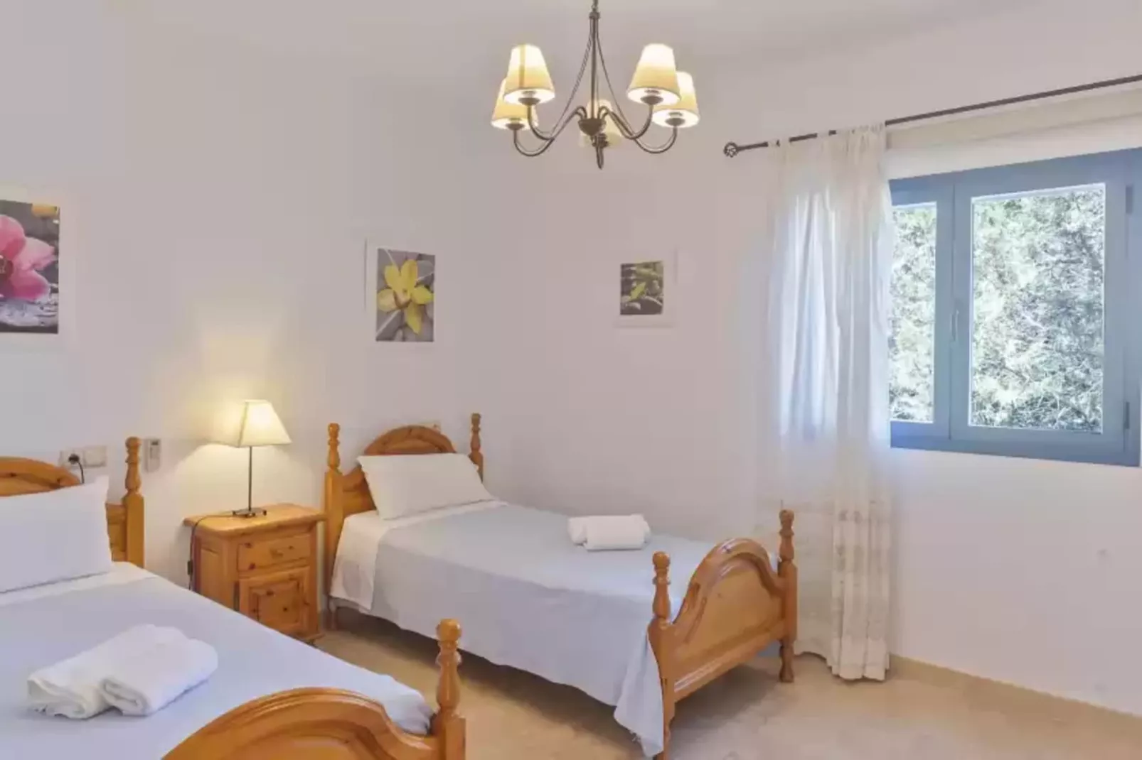 Es Lliri Blanc-Living room