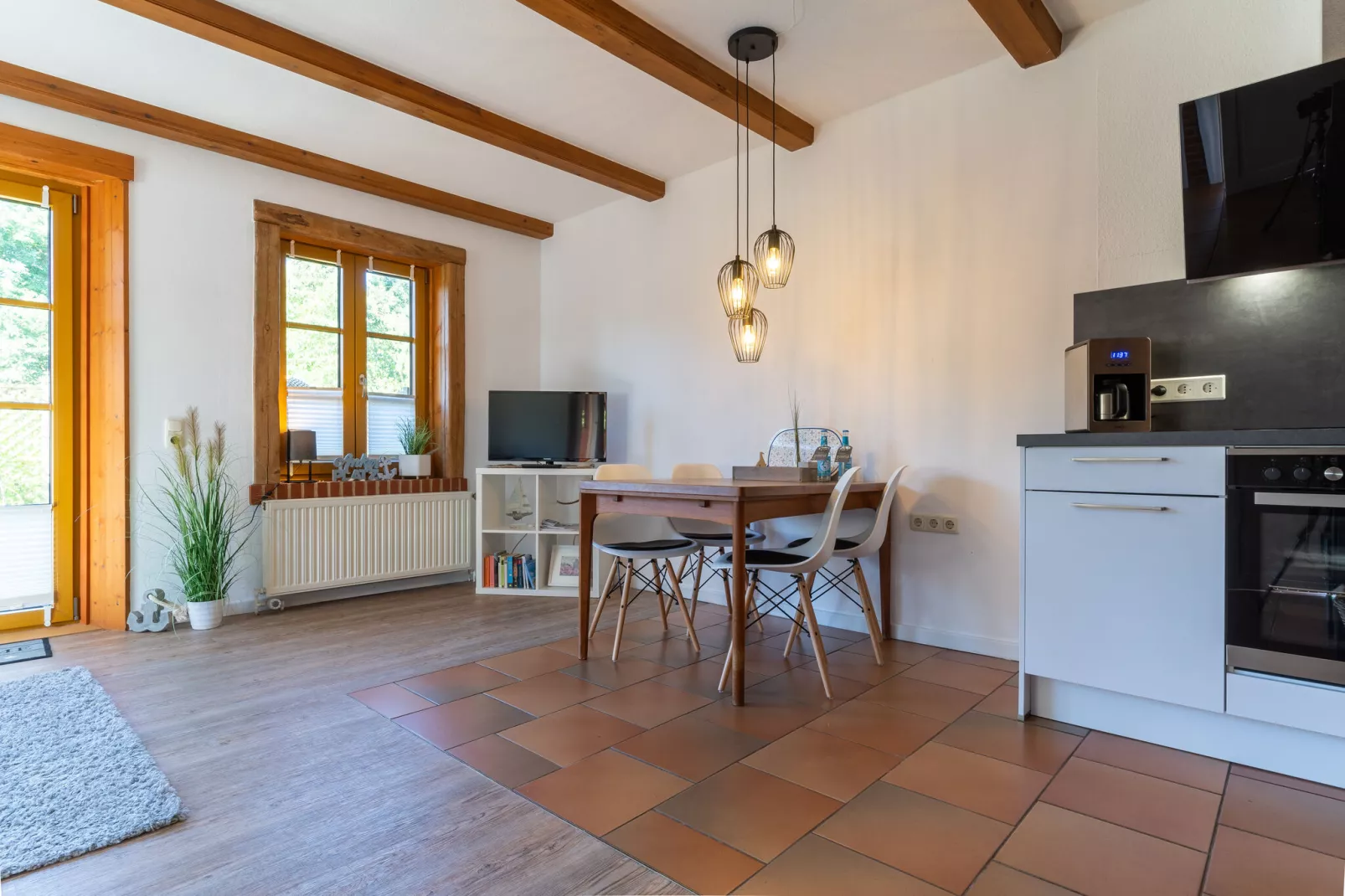 Ferienwohnung Vogelkoje Vollerwiek-Dining room