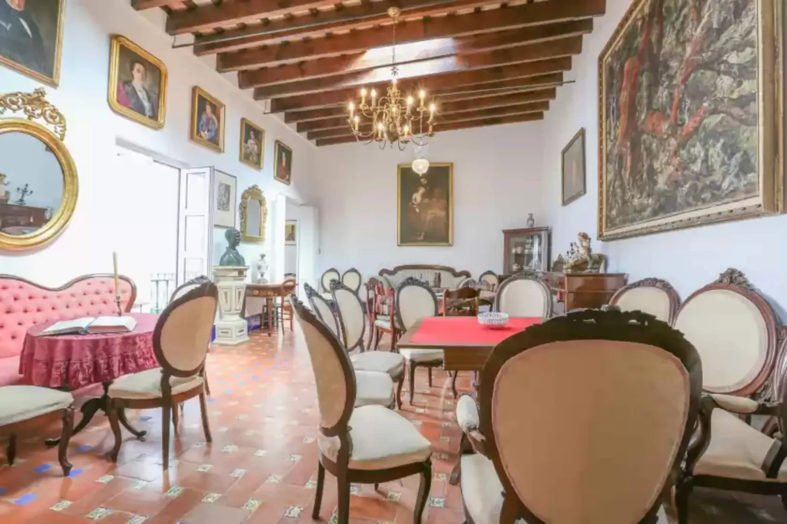 Posada De La Casa Del Pintor Hab. Jaen-Living room