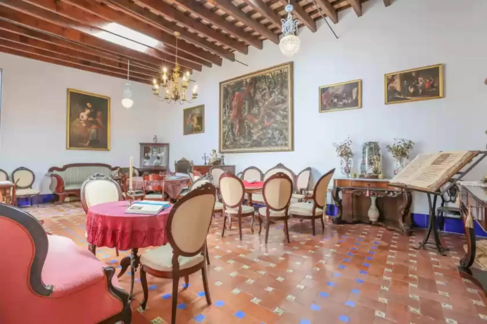 Posada De La Casa Del Pintor Hab. Jaen-Living room