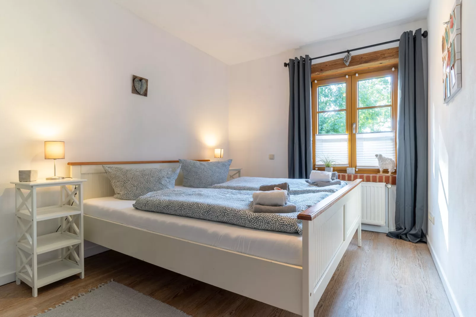Ferienwohnung Vogelkoje Vollerwiek-Bedroom