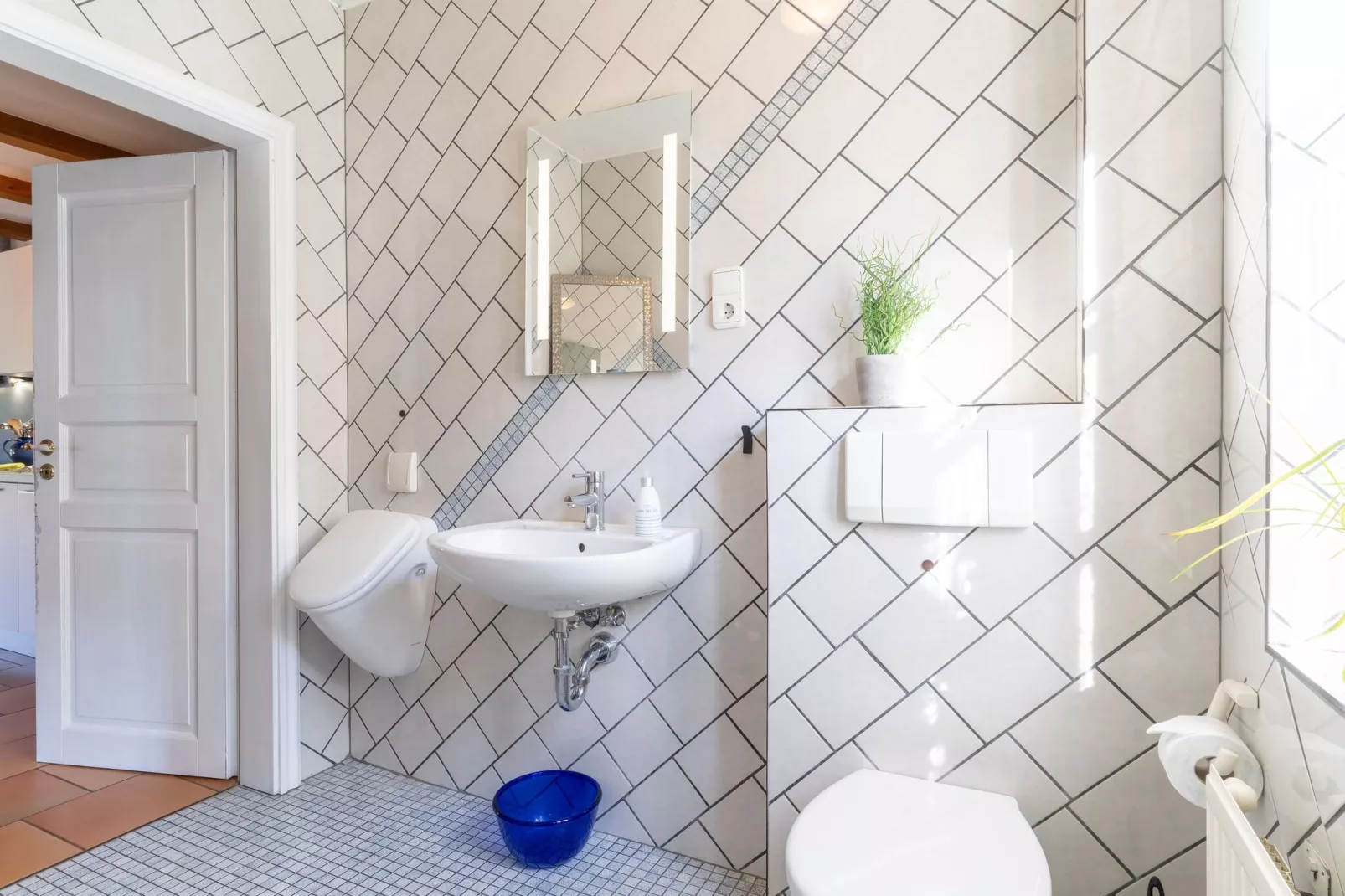 Ferienwohnung Vogelkoje Vollerwiek-Bathroom