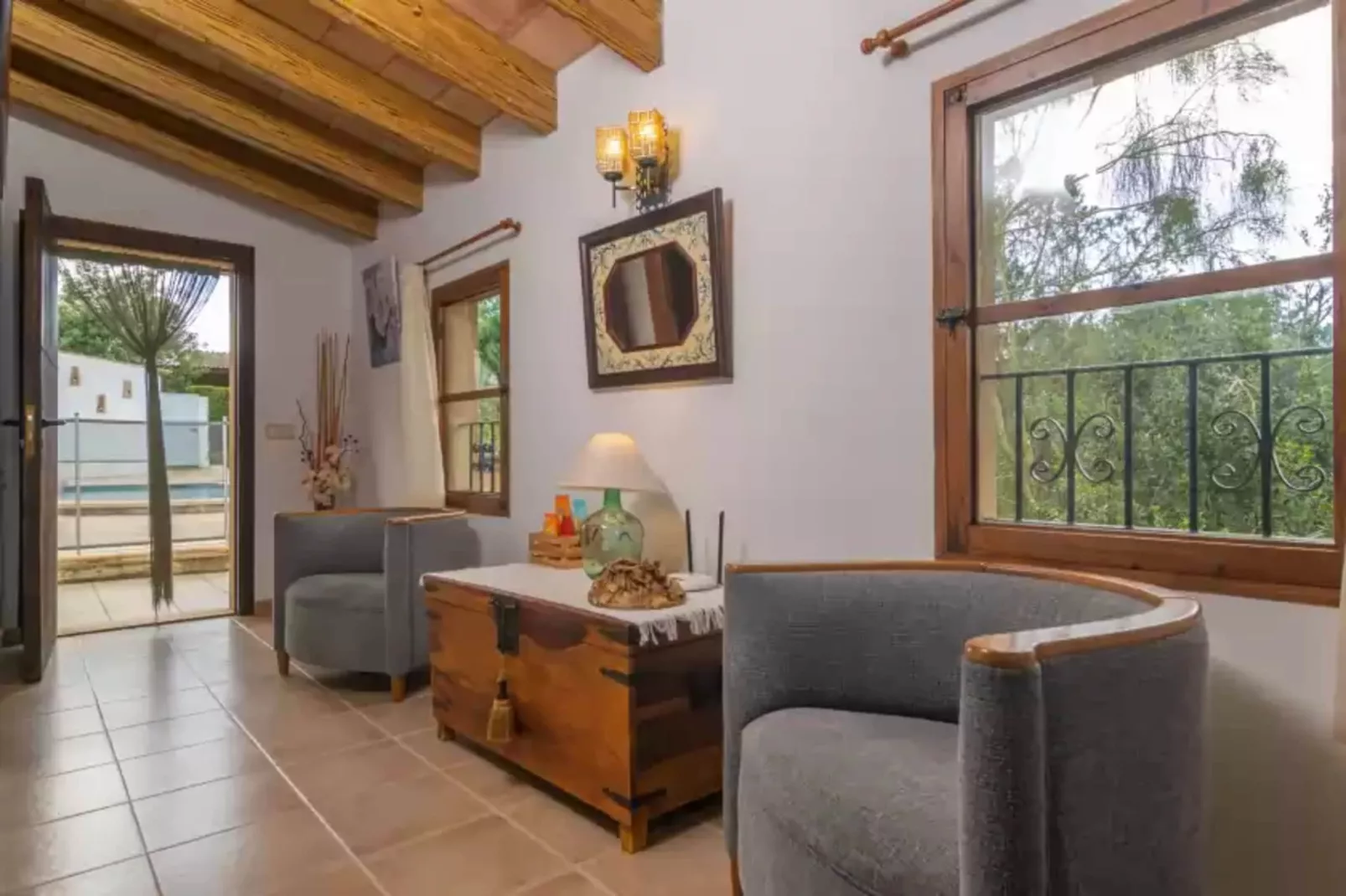 Sa Caseta D'en Tronca-Living room
