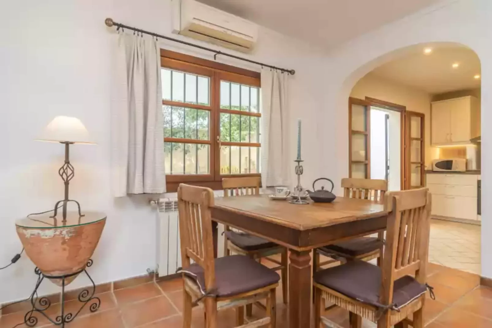 Tres Mares-Dining room