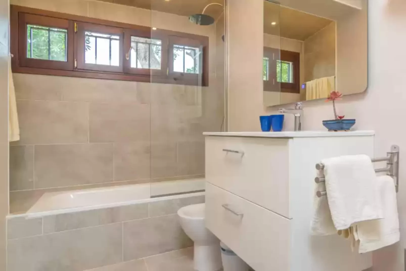 Tres Mares-Bathroom