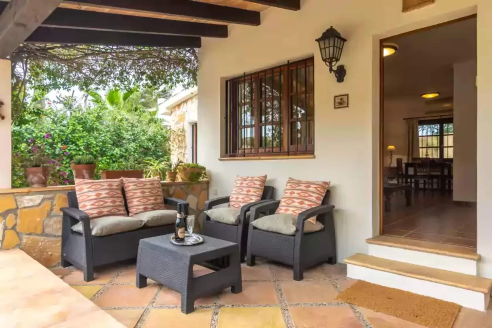 Tres Mares-Terrace balcony