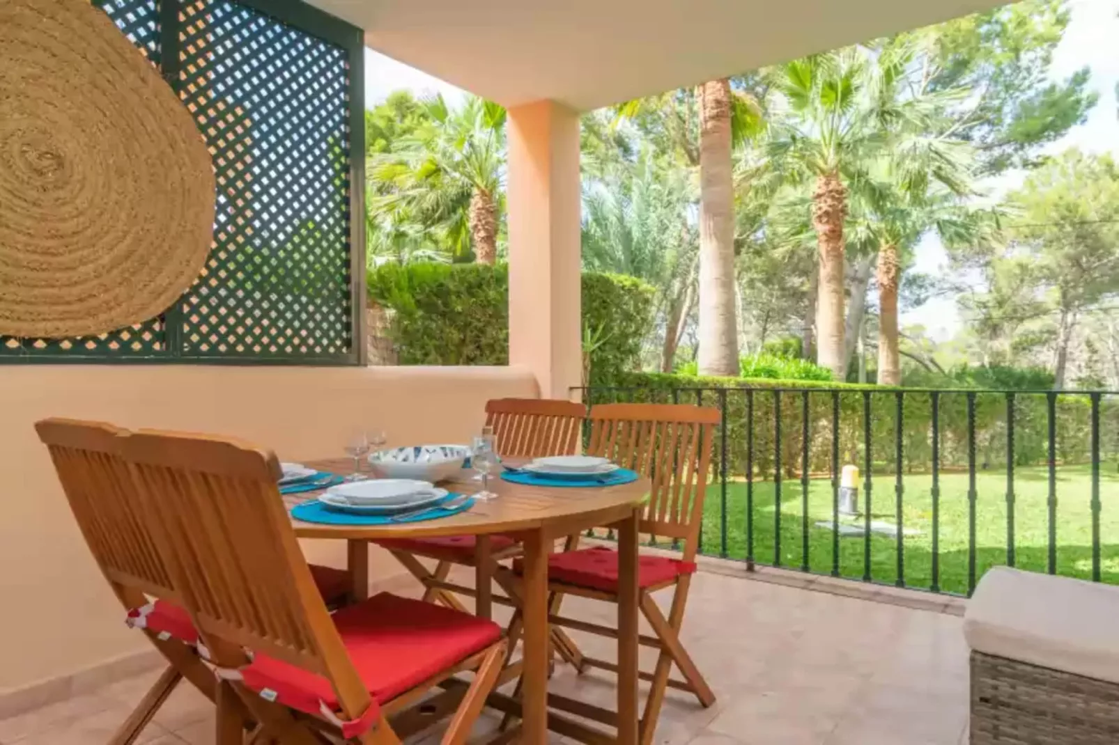 Barca Trencada (a3)-Terrace balcony