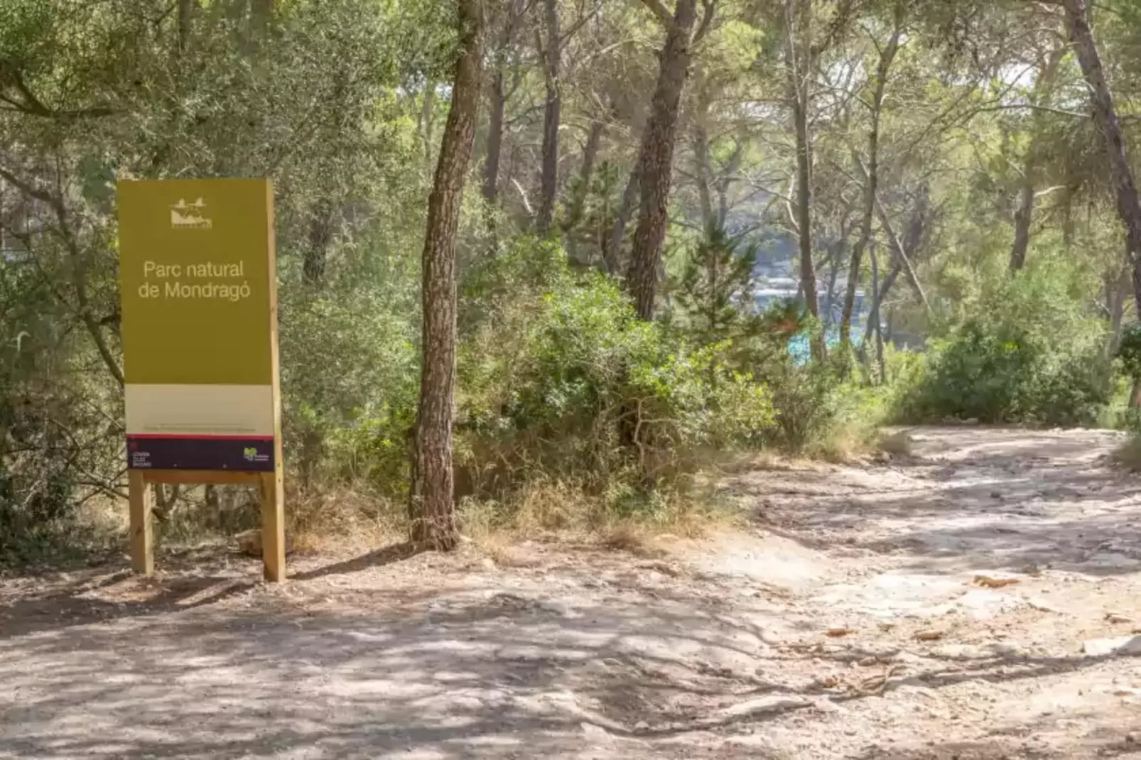 Barca Trencada (a3)-Areas summer 1km