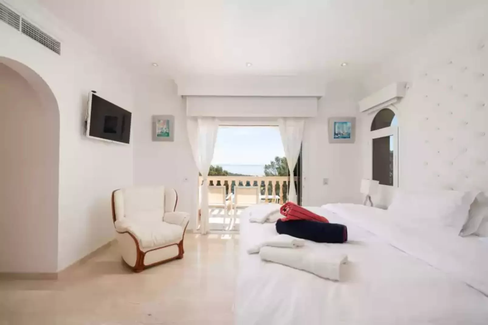 Villa Ocean View-Living room