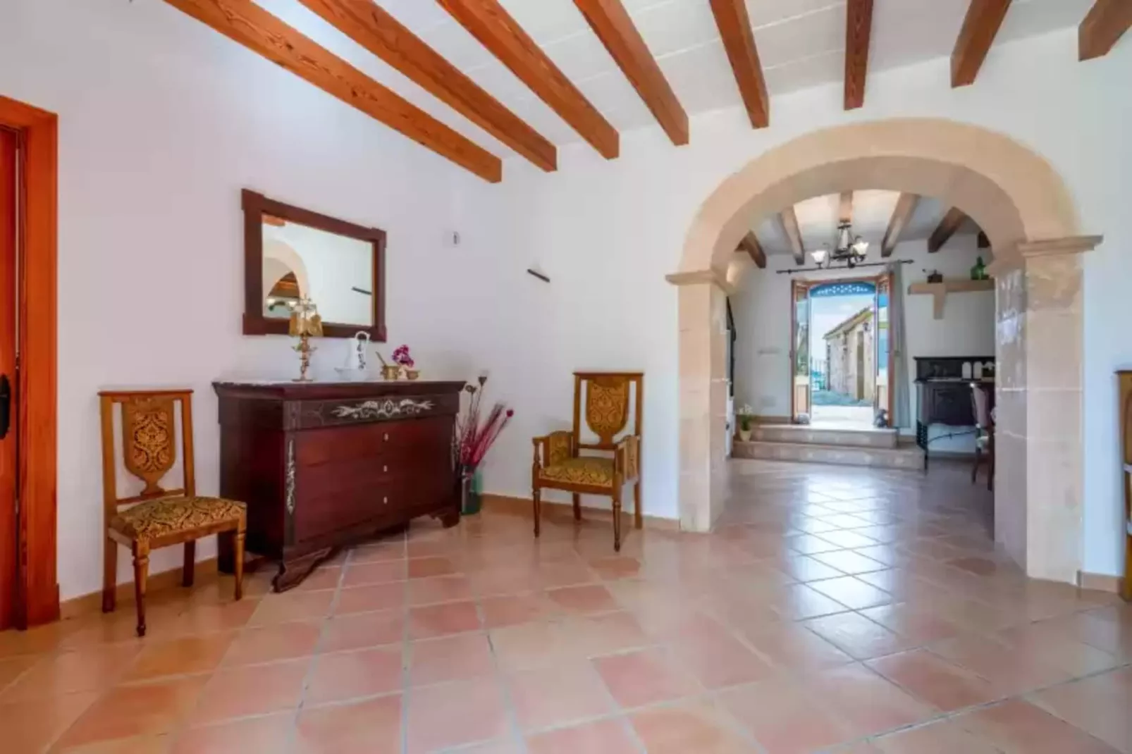 Cases De Son Roig-Reception hall