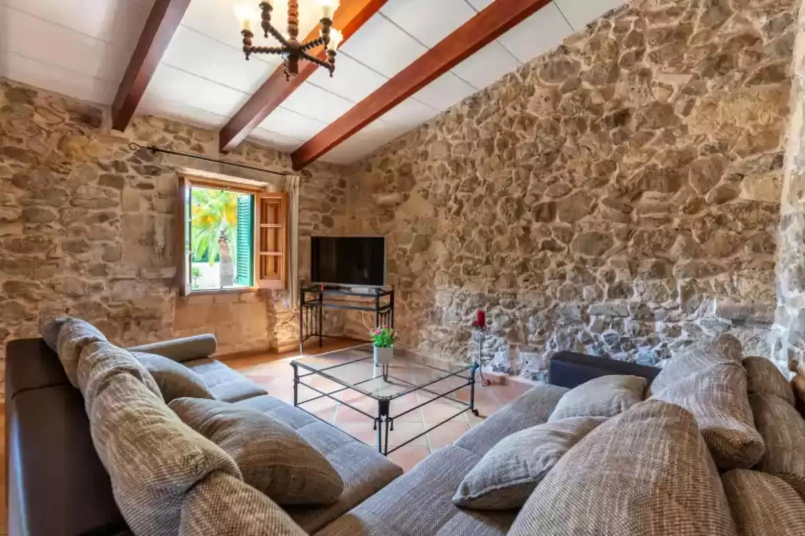 Cases De Son Roig-Living room