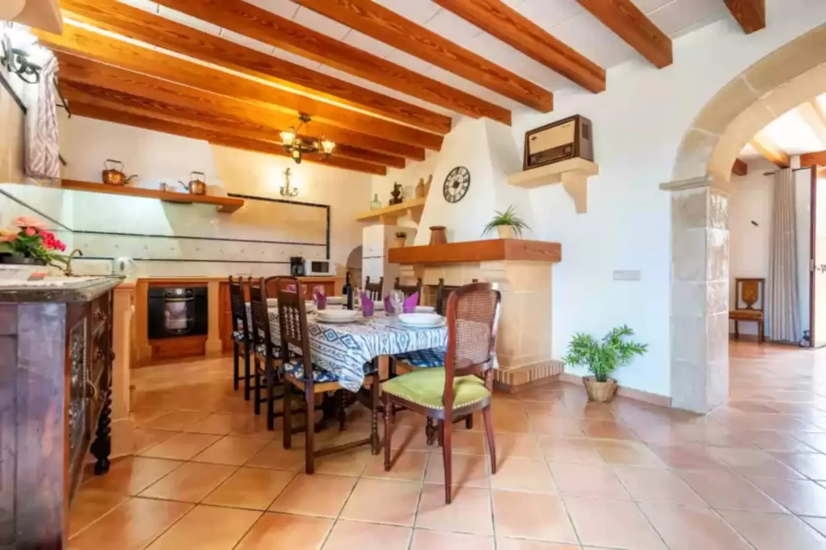 Cases De Son Roig-Dining room