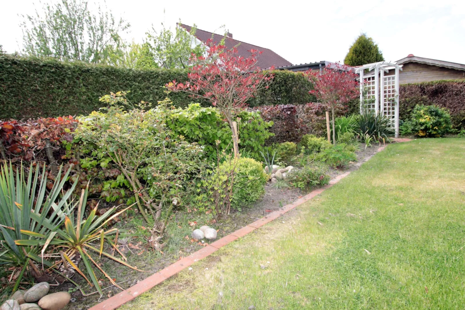 Ferienwohnung in Berumbur-Gardens summer