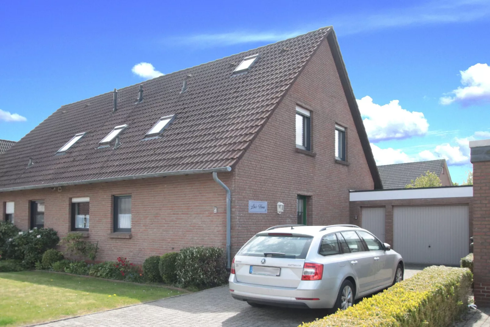 Ferienwohnung in Berumbur-Exterior in summer