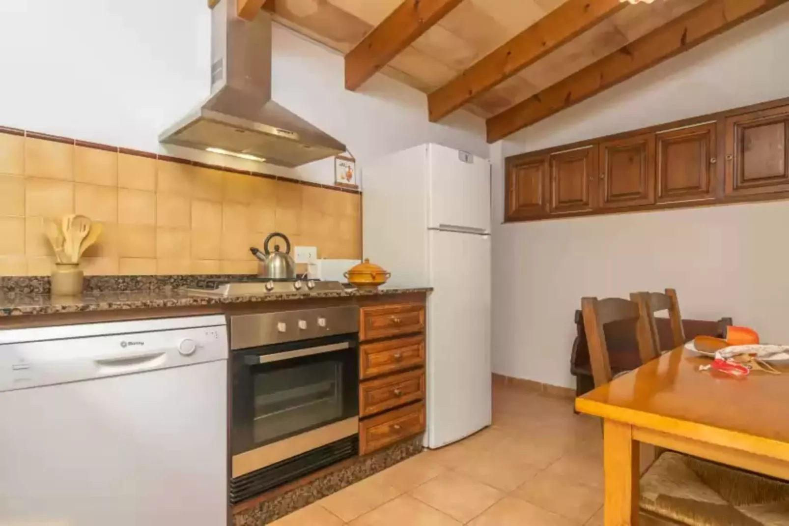 Marina (pollenÇa)-Kitchen