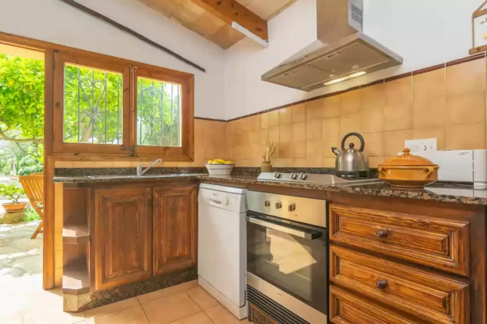 Marina (pollenÇa)-Kitchen