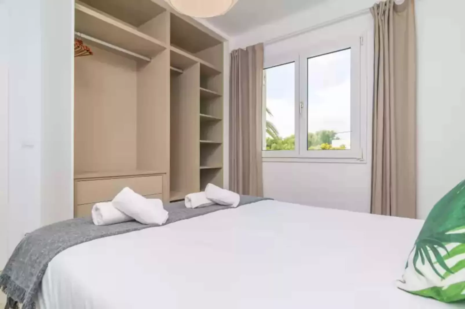 Ona 2-Bedroom