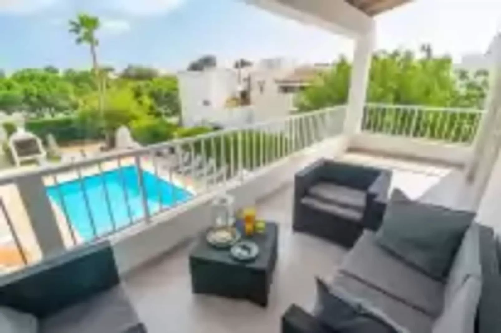 Ona 2-Terrace balcony