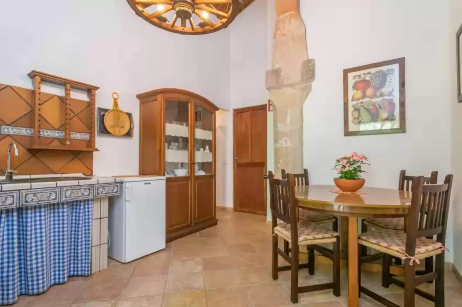 Son Mayol 2-Dining room