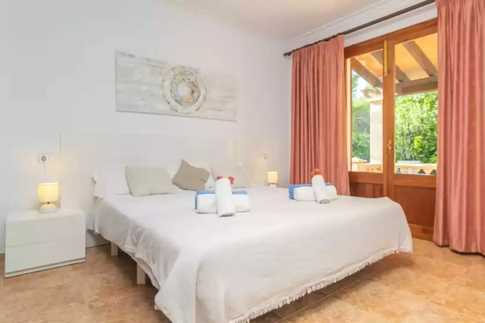 Pomeres 9-Bedroom
