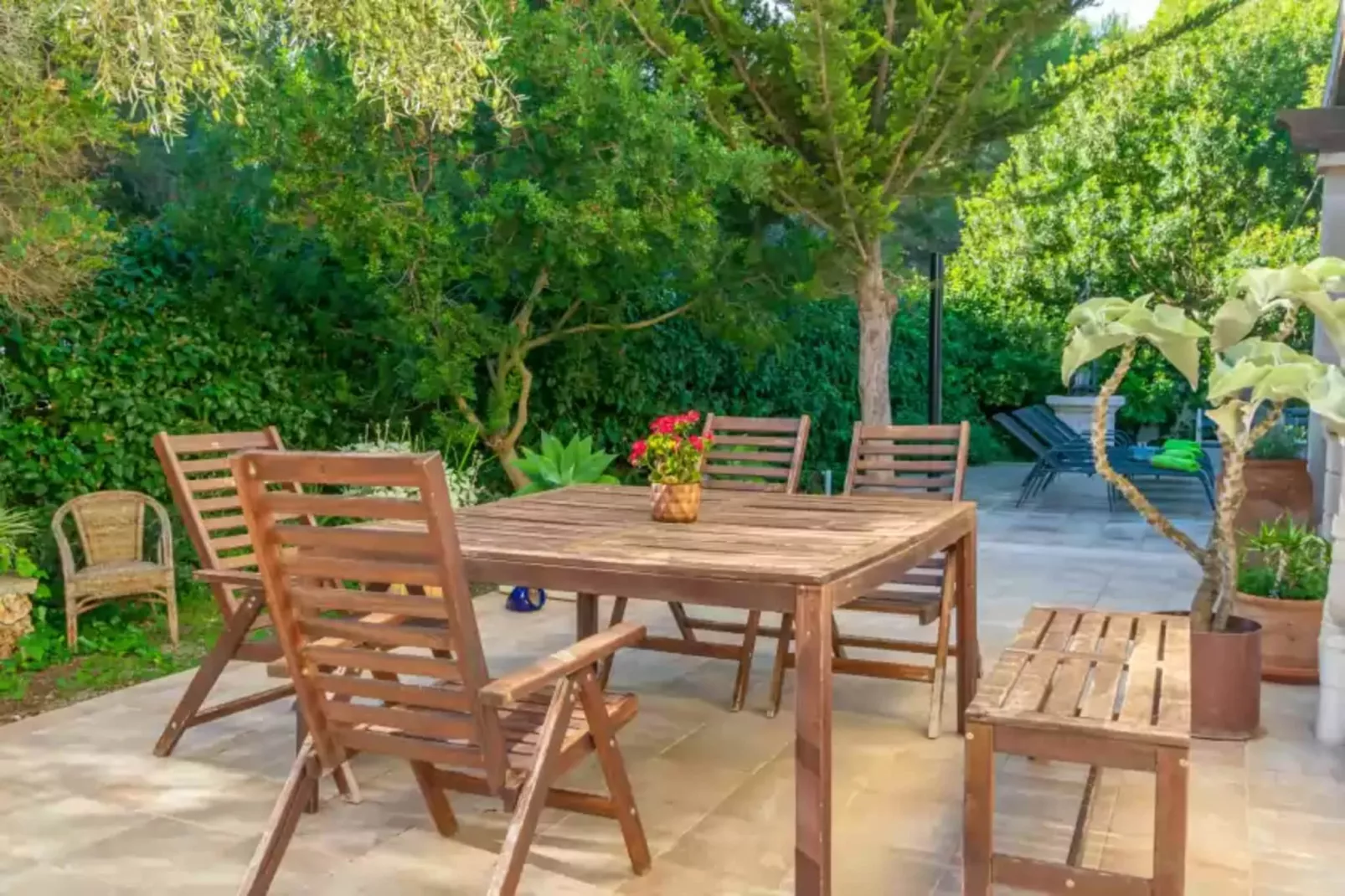 Pomeres 9-Terrace balcony