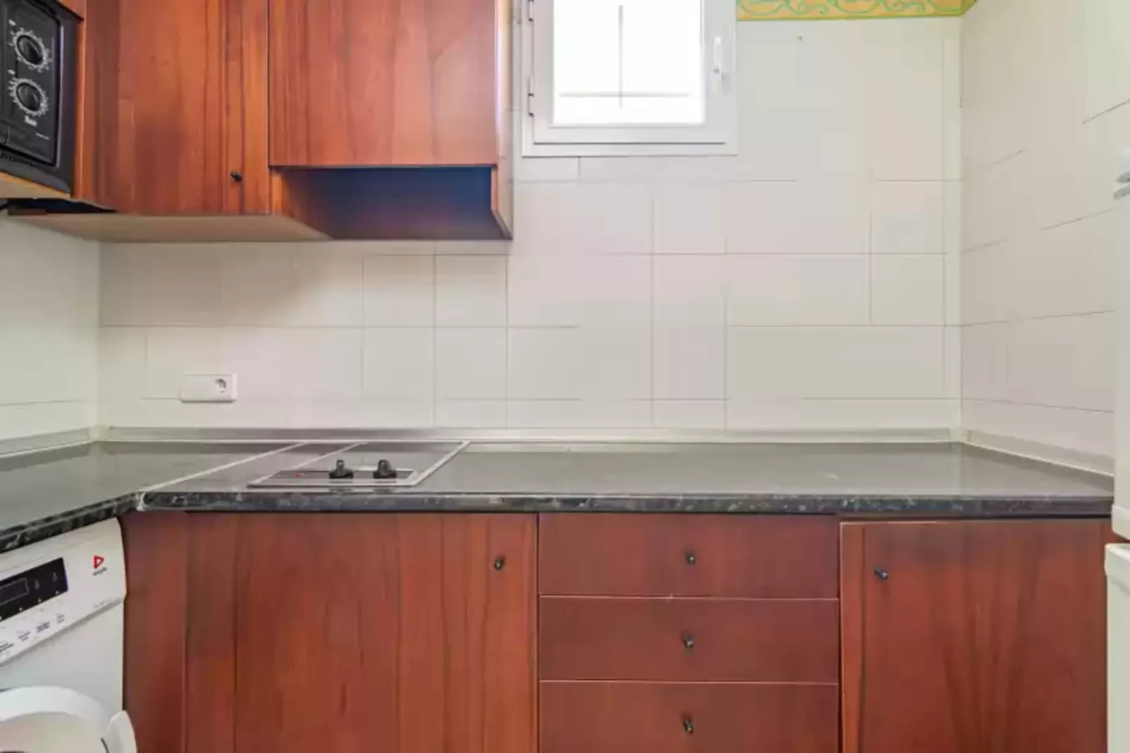Tampa Bay V3b3-Kitchen