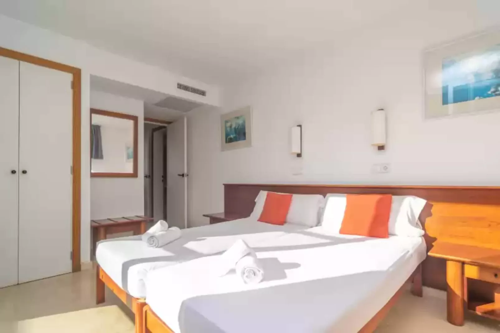 Tampa Bay V3b3-Bedroom