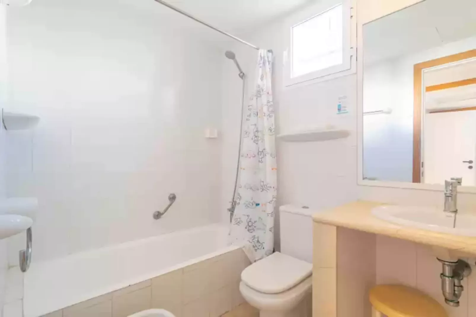 Tampa Bay V3b3-Bathroom