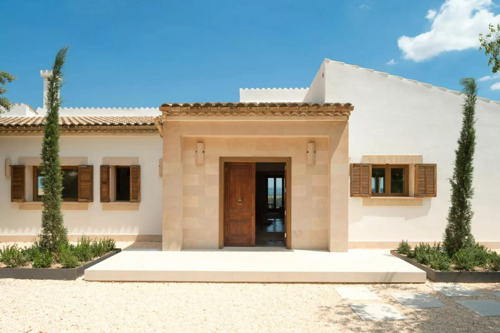 Can Goyo-Exterior summer