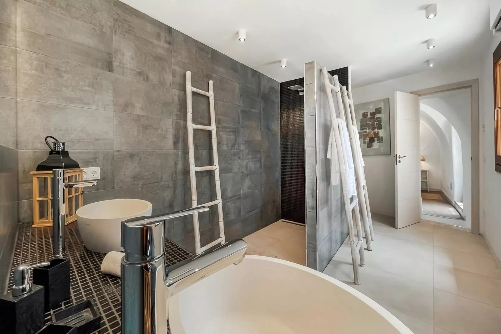 Casa Belisima-Bathroom