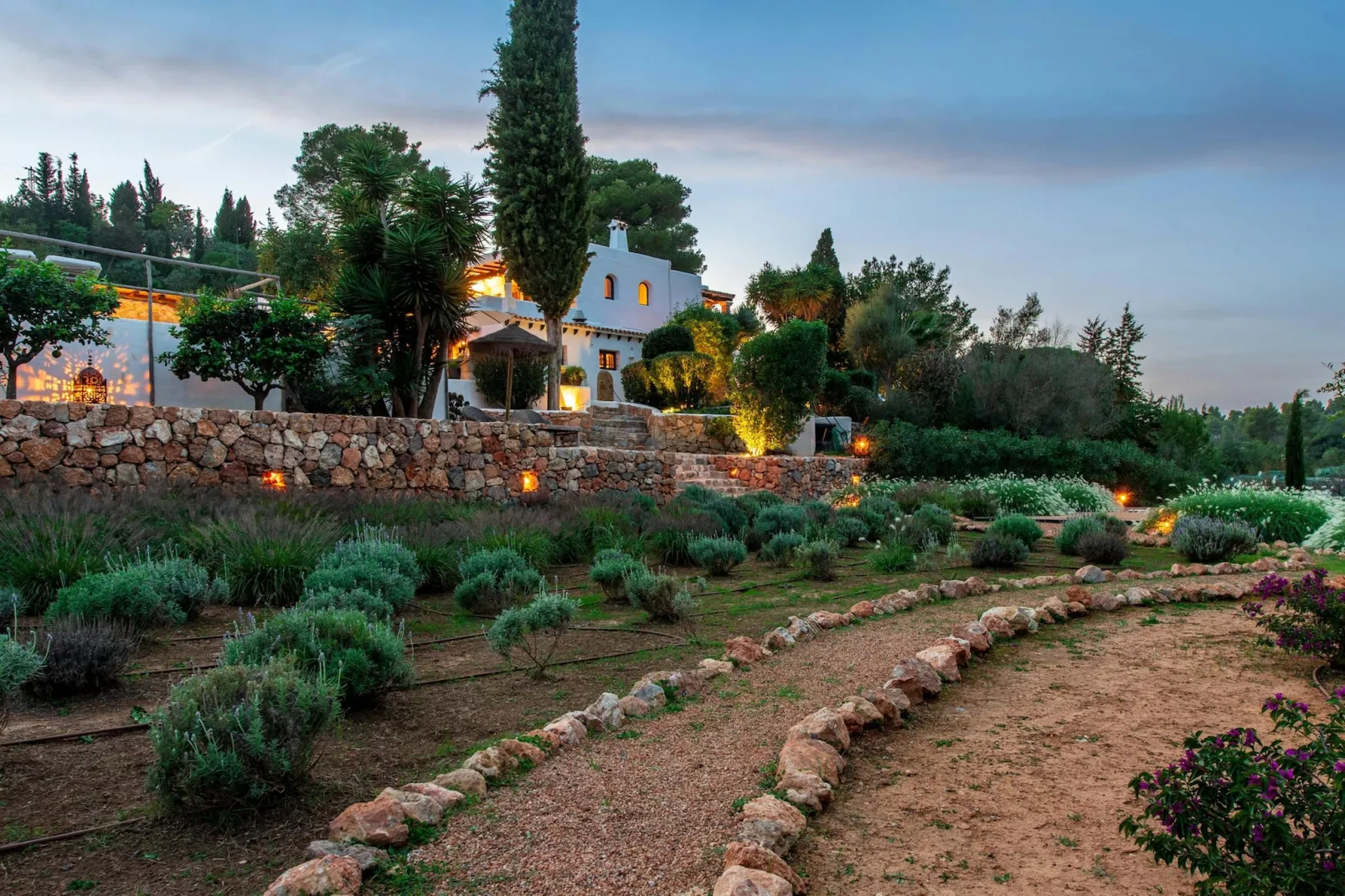 Can Belen-Gardens summer