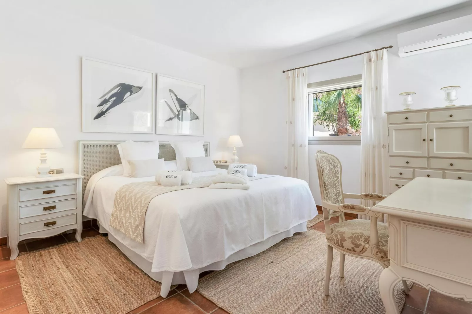 Can Tierra-Bedroom