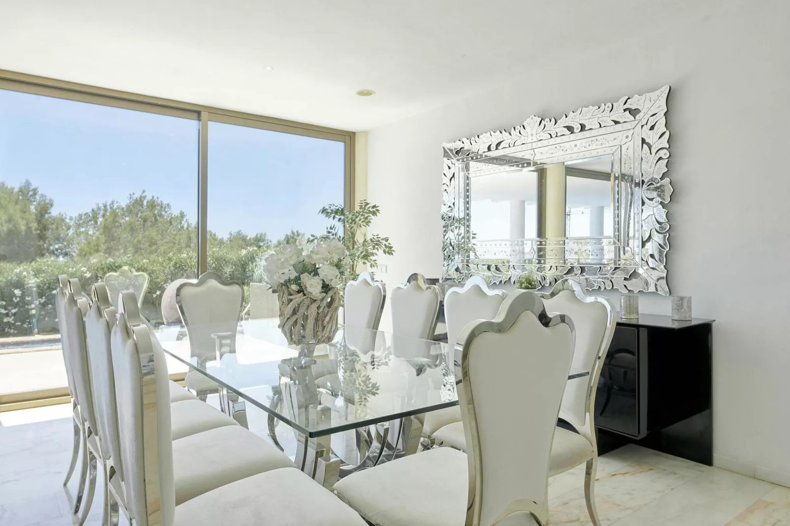 Can Rimbau Heights-Dining room