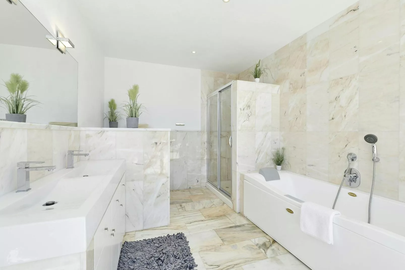 Can Rimbau Heights-Bathroom